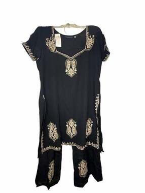 Karma By Karma Kundan Salwar Suit Set Size 42 Black Gold Embroidered